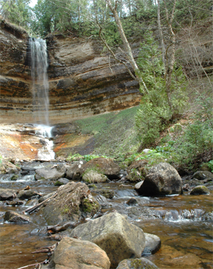 Munising Falls